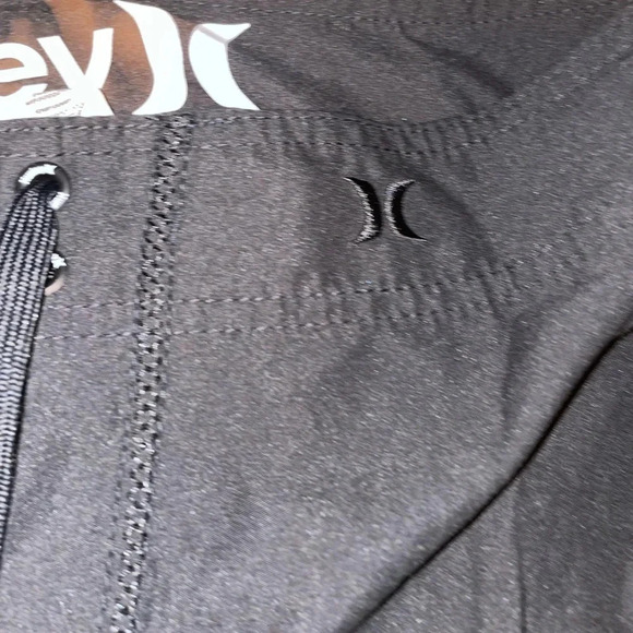HURLEY ONE AND ONLY BLACK BOARDSHORTS WITH CARGO POCKETS SIZE 30 - Picture 8 of 13